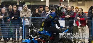 疯狂特技摩托车(极限摩托)