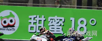 摩托车比赛视频(超级摩托车竞赛)